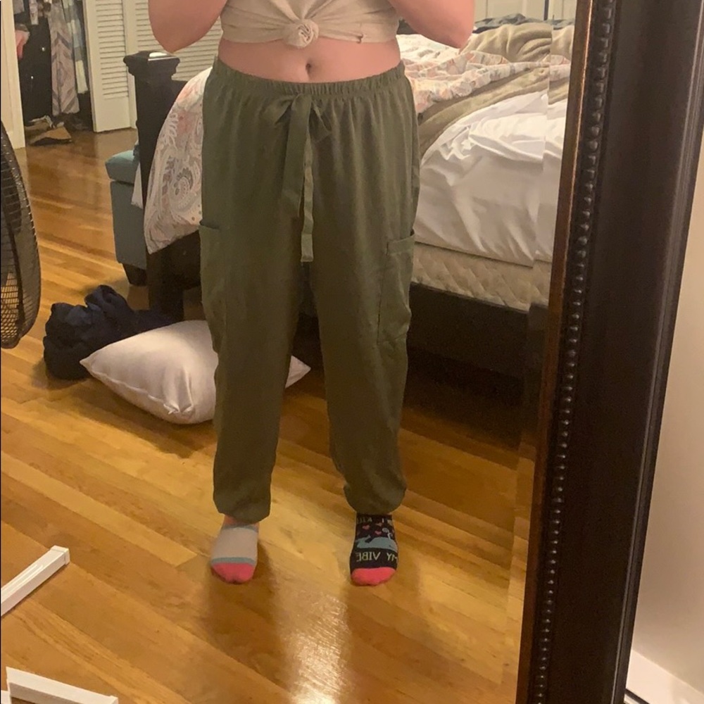 Joggers - Picture 3 of 5